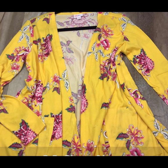 LuLaRoe Sweaters - LuLaRoe Caroline Sweater Yellow Pink Flowers S-NWT
